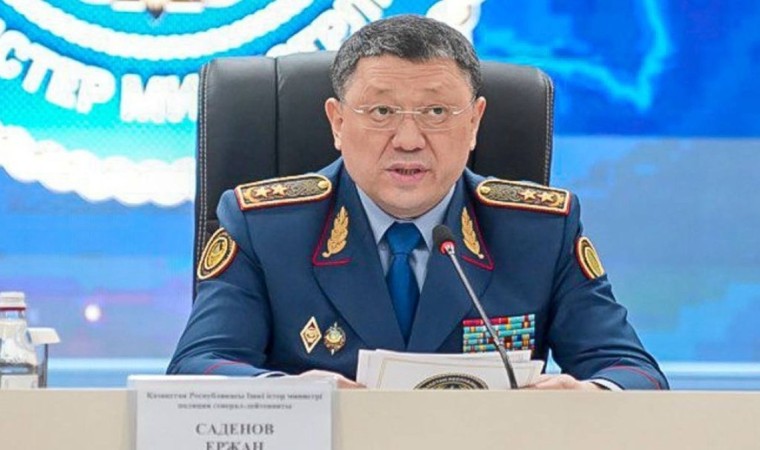Ішкі істер министрі Сәденов Шымкенттегі қылмысты сынап, полиция департаментіне жаңа басшы тағайындады