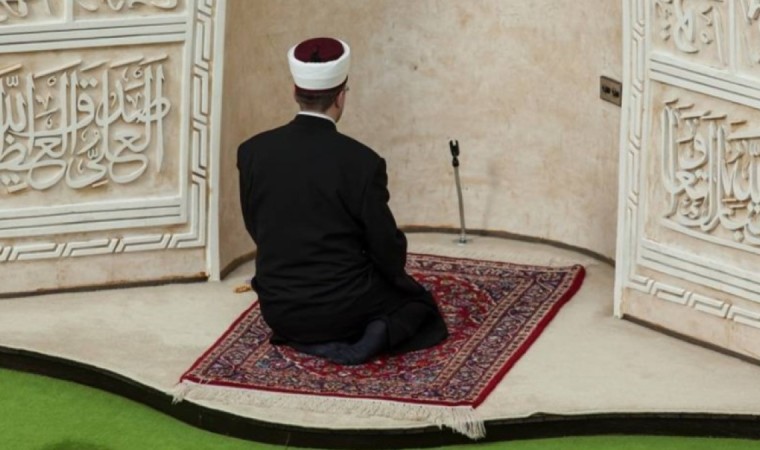 Енді имамдарды балағаттағандар жауапкершілікке тартылады: ҚМДБ ескертуі