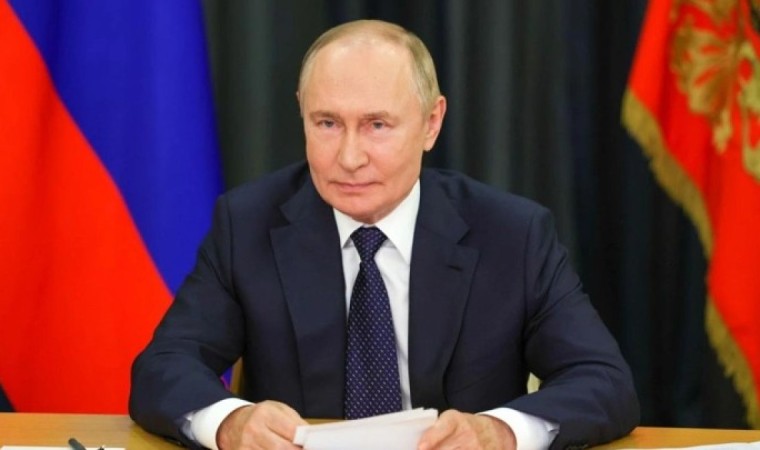 Путин шетелдегі Ресей азаматтарын «қорғау» туралы заңға қол қойды