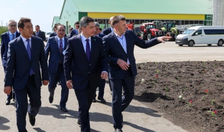 Бектенов шаруалардың ұсыныс-пікірін тыңдады