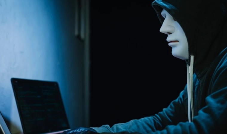 Android қолданушылары үшін: ақша жымқыратын вирус тарауда