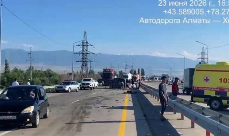Алматы облысында ірі жол апатынан үш адам қаза тапты