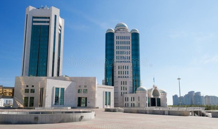 Қазір Құрылтайдың алғашқы сессиясы басталады