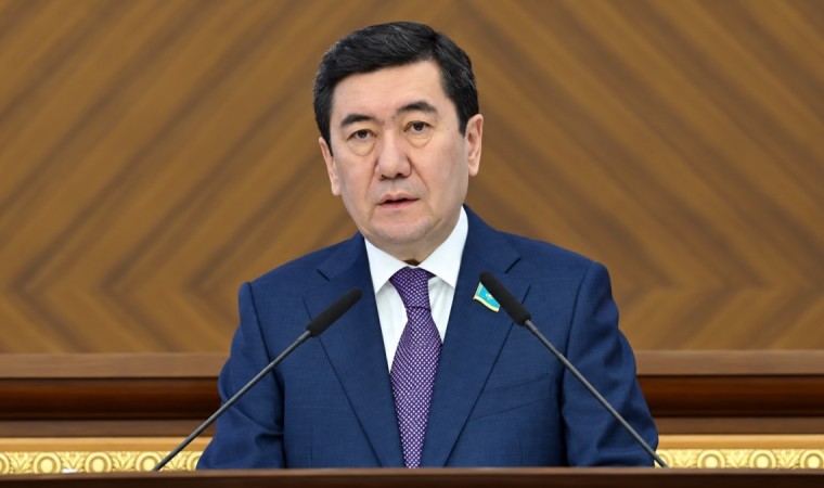 Ерлан Қошанов Қазақстан Халық Кеңесінің төрағасы болып сайланды