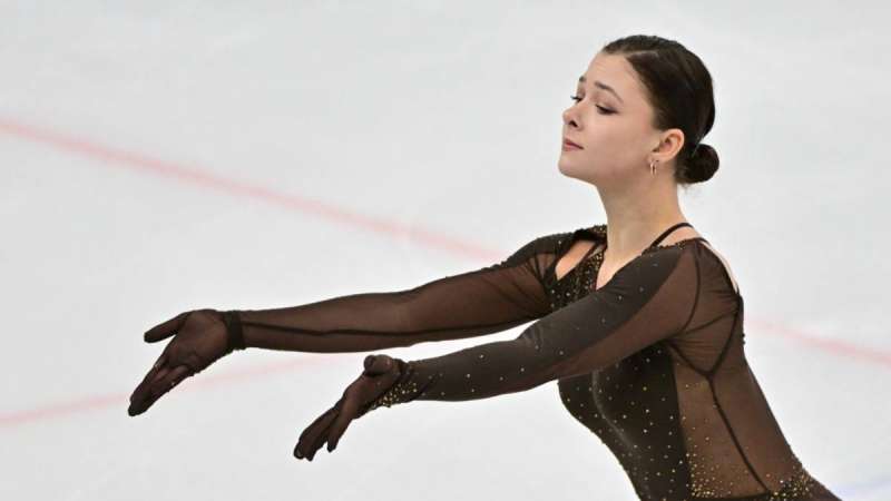 Қазақстандық мәнерлеп сырғанаушы Гран-при кезеңінде 2-орын алды