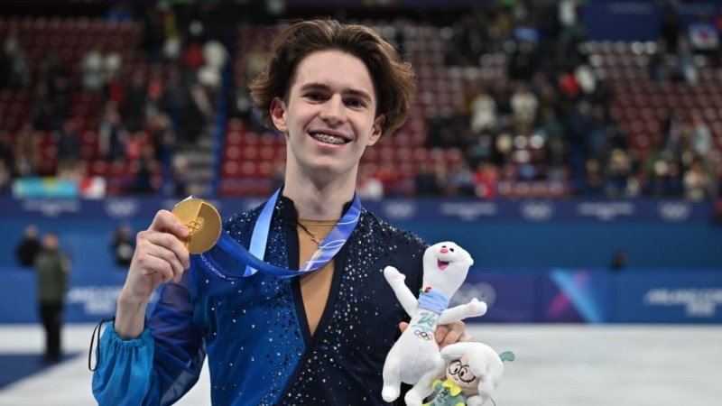 "Үйімнің алдына асфальт төсеп жатыр": Олимпиада чемпионы Михаил Шайдоров ел күтпеген мәлімдеме жасады (ВИДЕО)