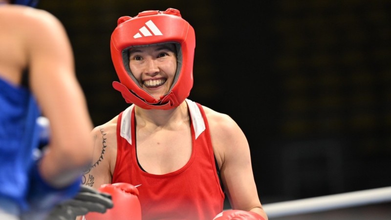 Әлем кубогы: Назым Қызайбай жаңа салмақта сәтті дебют жасады