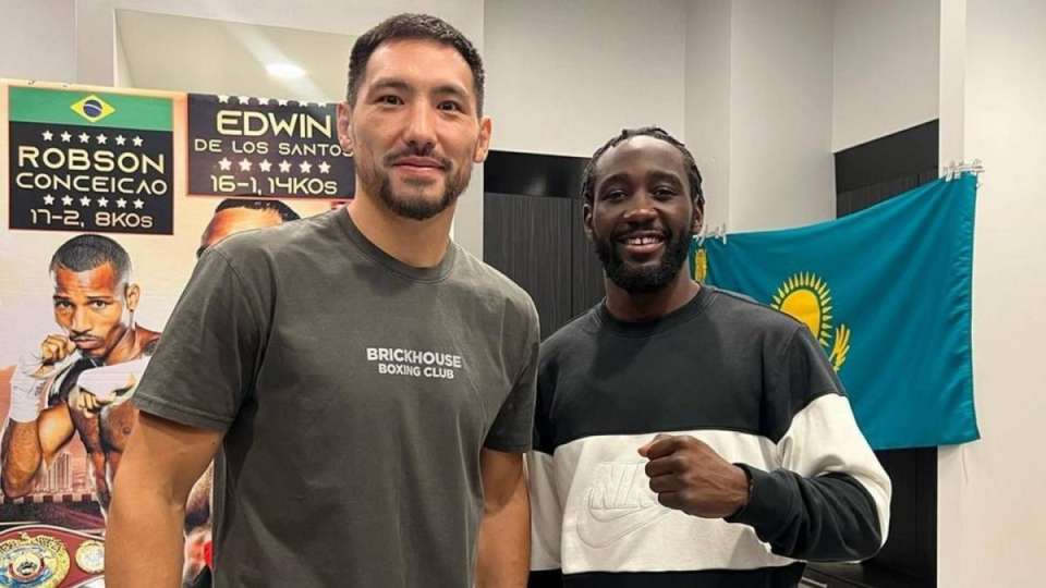 Теренс Кроуфордқа Жәнібек Әлімханұлымен жекпе-жек өткізу ұсынылды