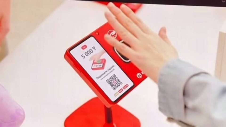 Стоматолог Kaspi банкіне айып тақты /видео/