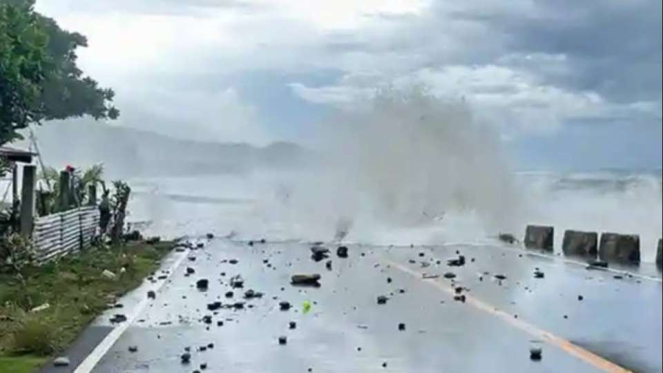 Филиппинде «Фунгвонг» тайфуны салдарынан миллионға жуық адам эвакуацияланды