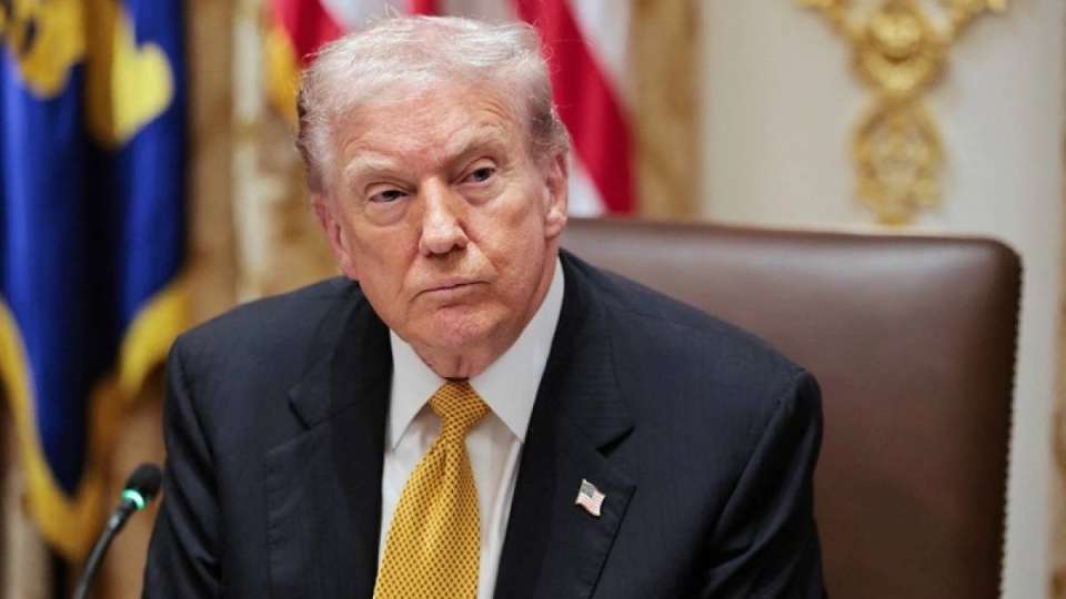 Трамп америкалықтарға 2000 доллар уәде етті