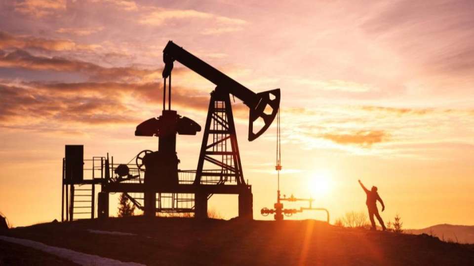 Аустралия санкцияларға қарамастан Ресей мұнайын сатып алып отыр