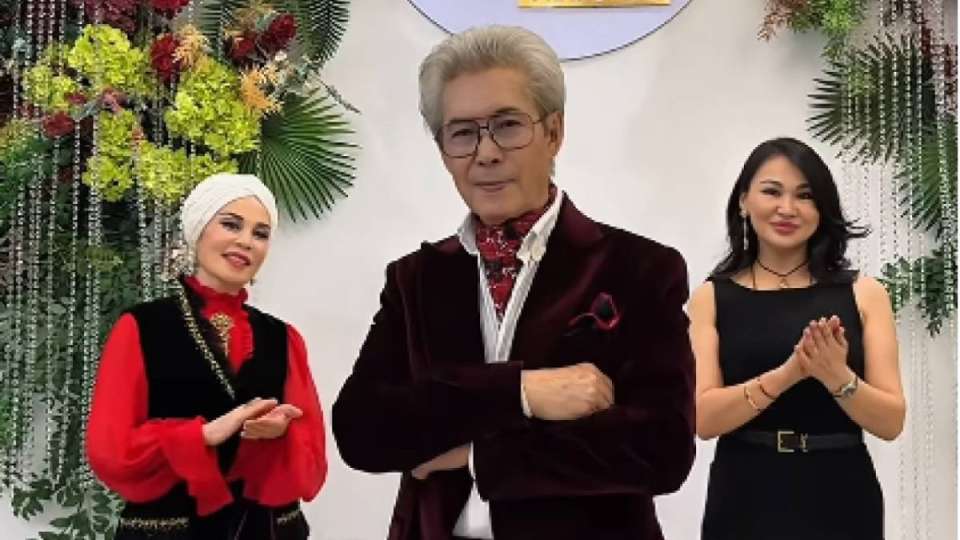 "Екінші алған әйелі жадыратып жіберіпті": 88 жастағы Нұрғали Нүсіпжановтің келбетіне жұрт сүйсінуде (ВИДЕО)