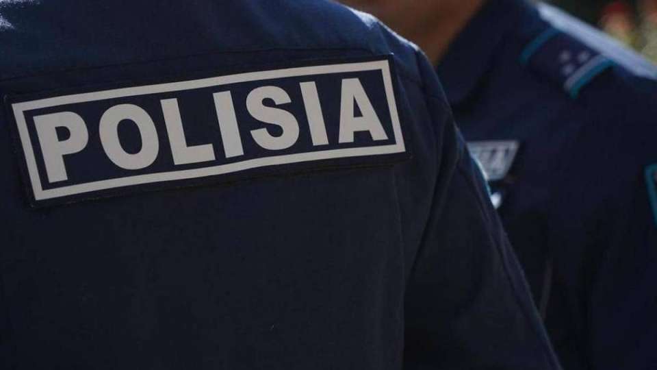 Ақтөбеде 100 мың теңге пара алған жол полицейі 7 жылға сотталды