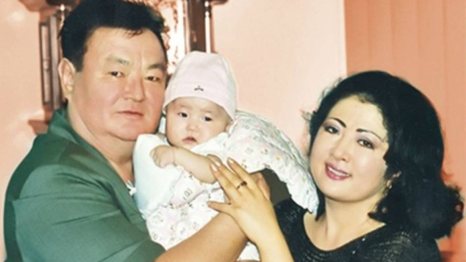 "Аяғым дірілдеп кетті": Мақпал Жүнісова неге Заманбек Нұрқаділовтен қорықты?