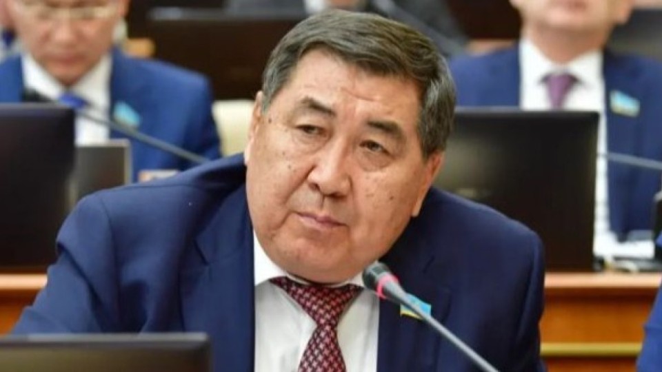 Аналарды әлдебір күштер митингіге дайындаған - Ермұрат Бәпи