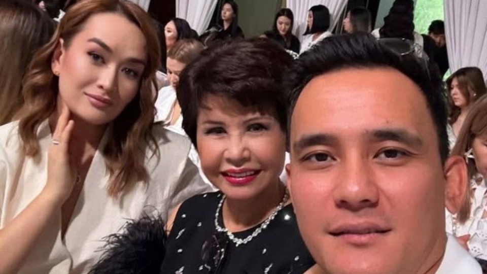 "Таксиге жарты айлығым кетті": Әли Оқапов көліксіз қалып қалды