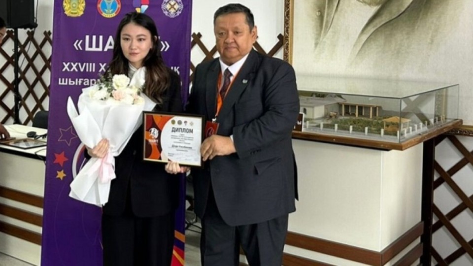 "Шабыт" фестивалінде үздік шыққан ақындар марапатталды