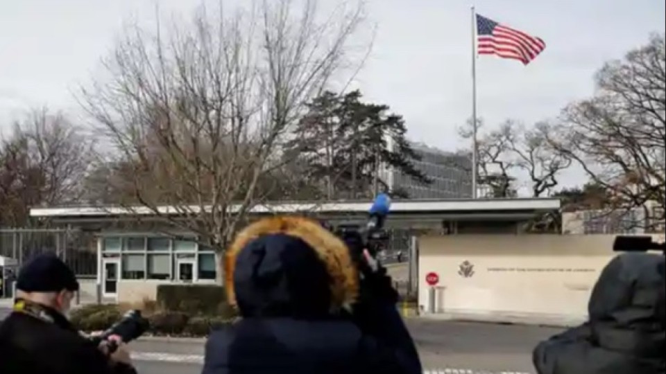 Женевада Украинаға арналған бейбіт жоспар бойынша келіссөздер басталды