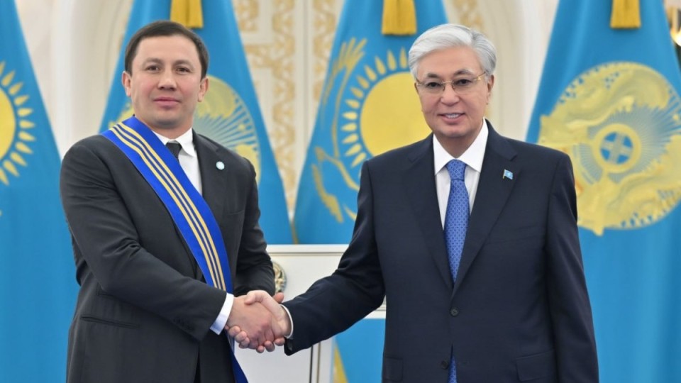 Тоқаев Головкинді І дәрежелі «Барыс» орденімен марапаттады