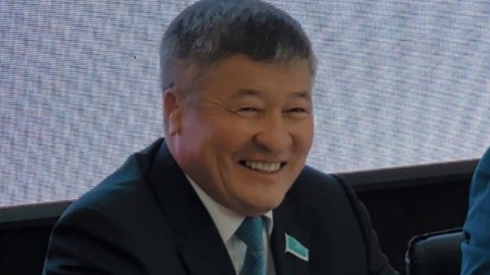 Дәулет Тұрлыханов қызметінен кетті