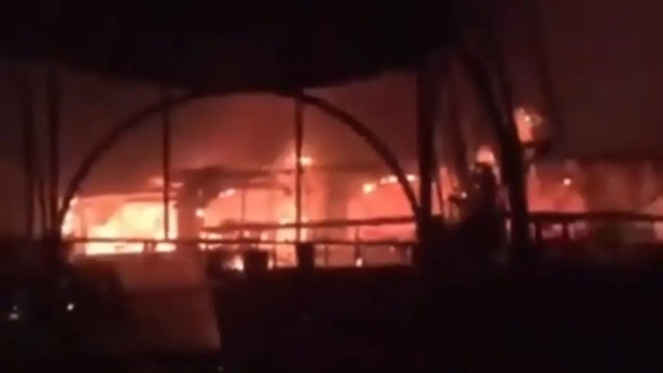 Түнгі клубта өрт шығып, 23 адам қаза тапты