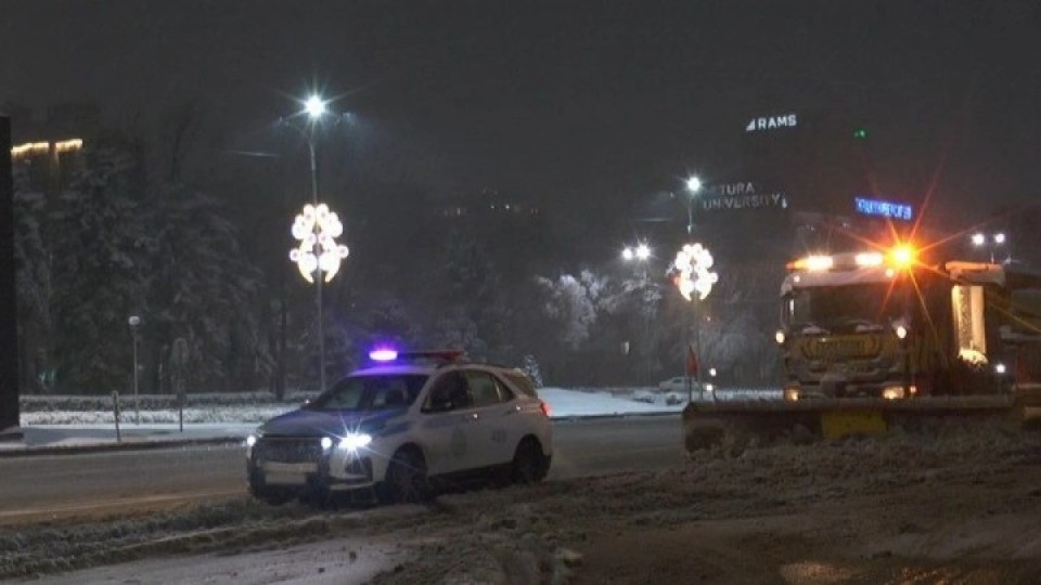 Көктайғақ, қалың қар: Алматыда бір түнде 58 жол-көлік оқиғасы болды