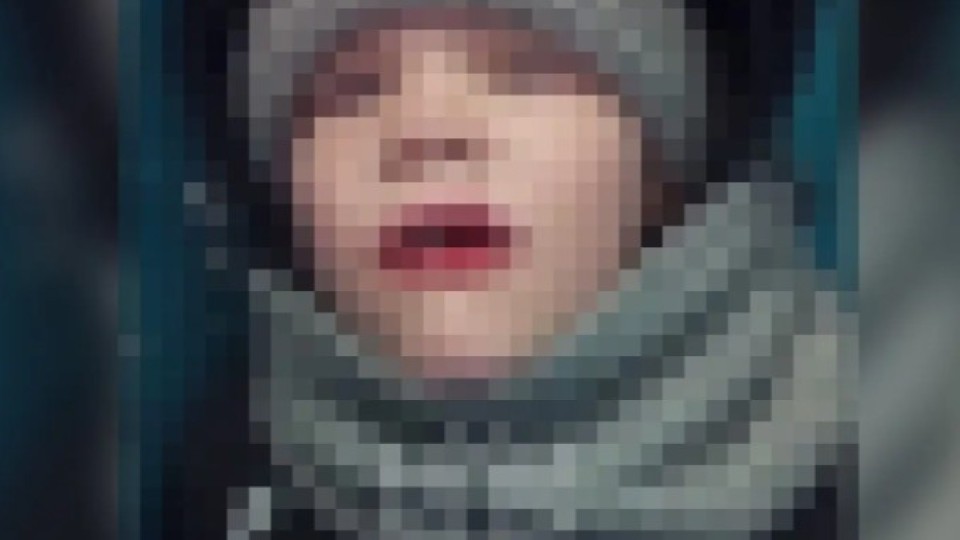 Тілін темірге жабыстырып алған бала бүкіл қаланы шулатты