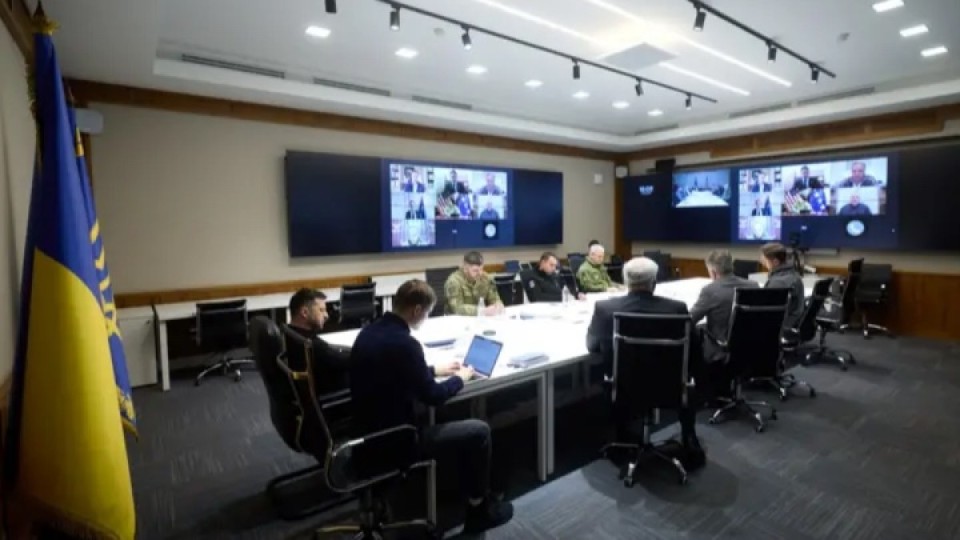 Зеленский: Территория мәселесін украин халқы өзі шешуі тиіс