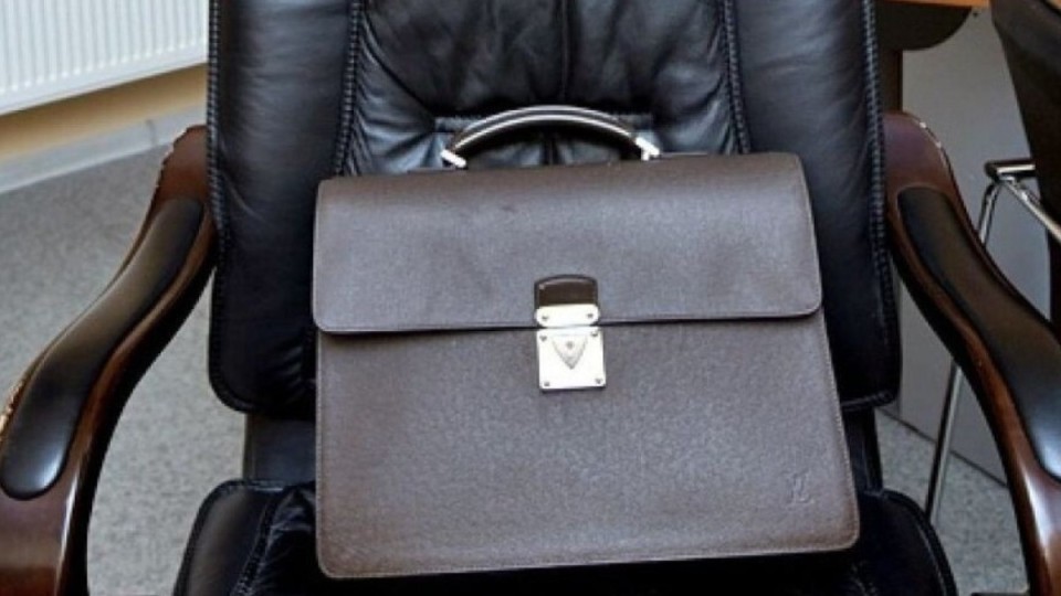 Шымкенттік 12 жеке сот орындаушысы лицензиясынан айырылды