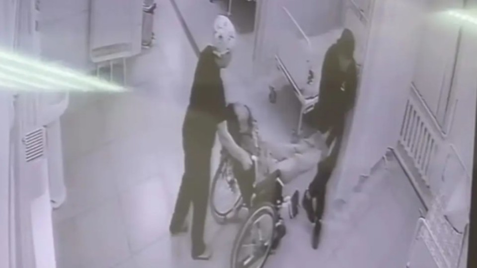 Күйеуі атпен сүйретіп өлтірген. Сараптама үшін мәйіт қайта қазып алынған