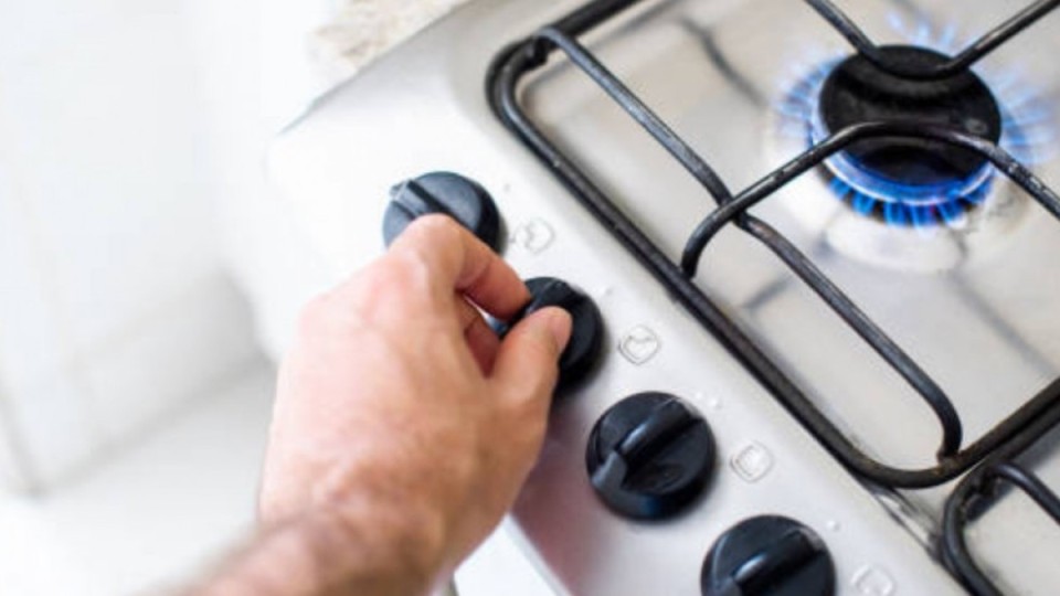 Атырау облысында үш адам газдан уланып, қаза тапты