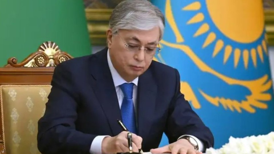 Президенттер, шейхтер және корольдар: Тоқаевтың атына құттықтаулар келіп түсті