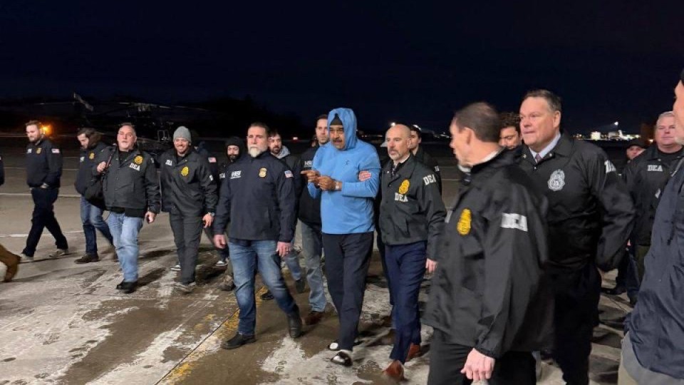 Мадуро Нью-Йоркке жеткізілді