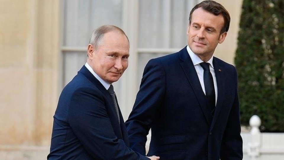 Макрон алдағы апталарда Путинмен келіссөз өткізеді