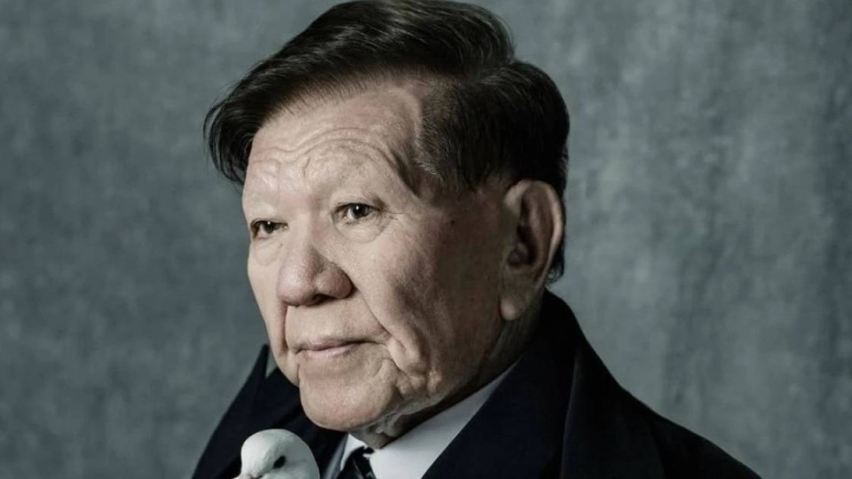 "93 жасыңда өмірден өтесің деді! Соны күтіп жүрмін..." – Мұхтар Шаханов ел естімеген естелігін айтты (ВИДЕО)