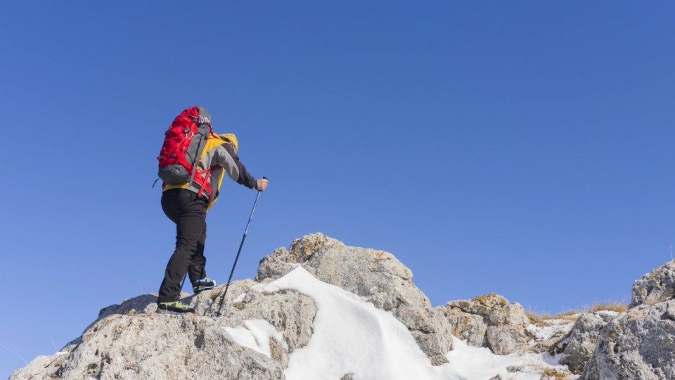 Алматы тауларында жарақат алған альпинист эвакуацияланды