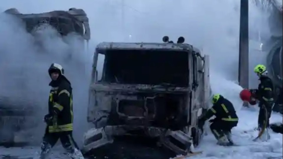 Зеленский: Ресей бір аптада Украинаға мыңдаған дрон мен бомба қолданды