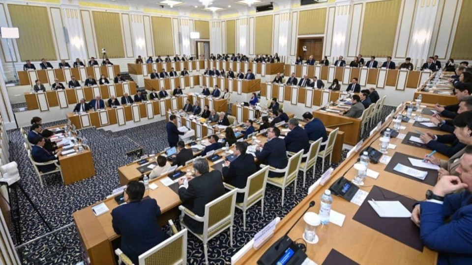 Болашақ Парламенттің қызметтік шеңбері бір жарым еседен астам өседі – Айдос Сарым