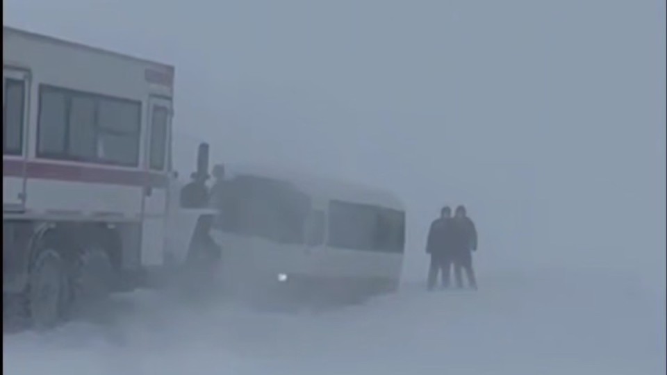 Түркістан облысында қар құрсауында қалған 4 адам құтқарылды