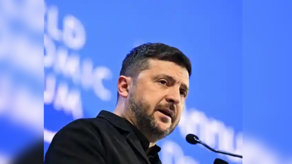 Зеленский: Аумақтық мәселені шешу үшін Путинмен байланыс қажет