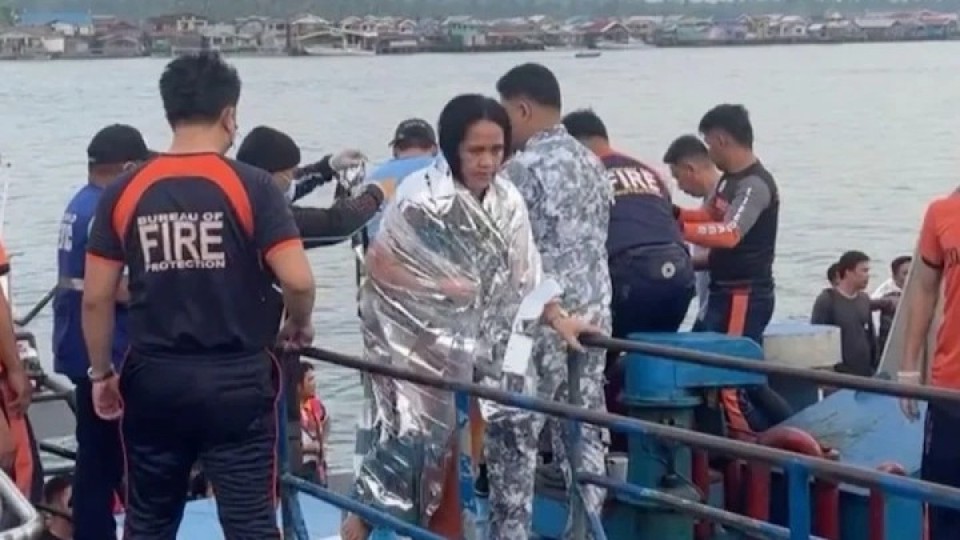 Филиппинде паром апатынан қаза тапқандар саны 40 адамға жетті