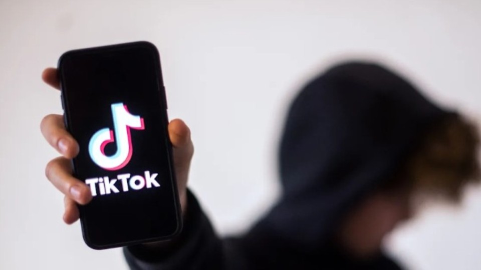 TikTok арқылы адам «емдеген» алаяқ сотталды