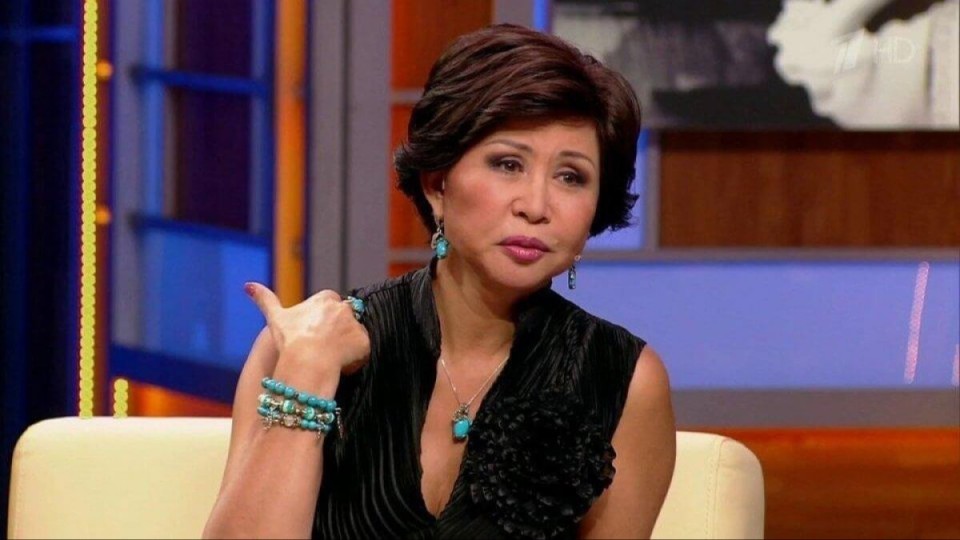 "Министрлер мен депутаттар шеттетті": Роза Рымбаева ел естімеген шындығын жайып салды (ВИДЕО)