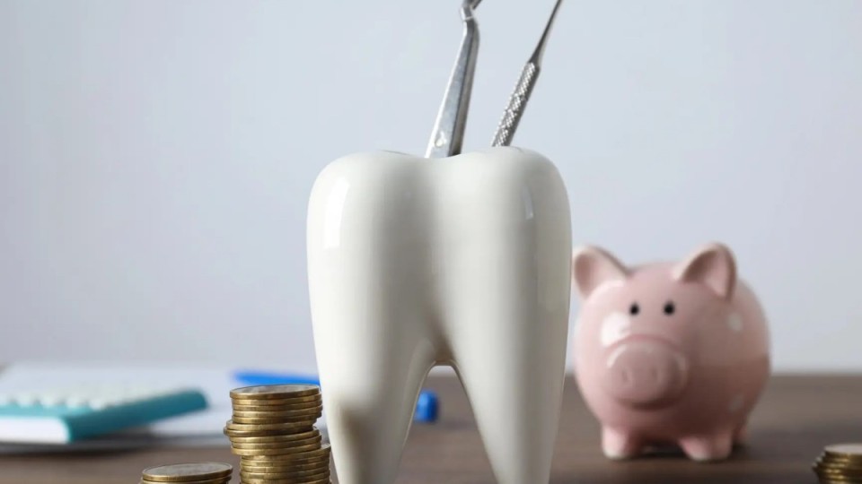 Зейнетақы дауынан кейін 100-ден астам стоматология жабылды