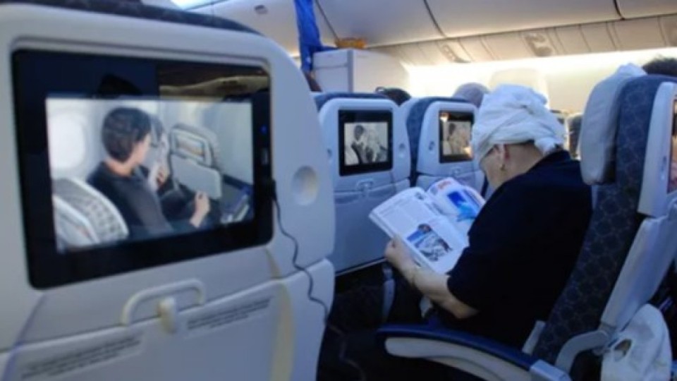 Артық салмаққа - артық ақша. Әуе компаниясы тергеліп жатыр