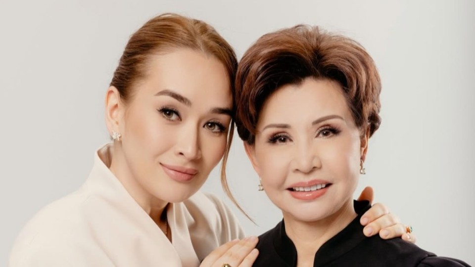 "Мама үлкен жауапкершілік жүктеді": Роза Рымбаеваның келіні енесі туралы ел естімеген жайтты ашып айтты (ВИДЕО)