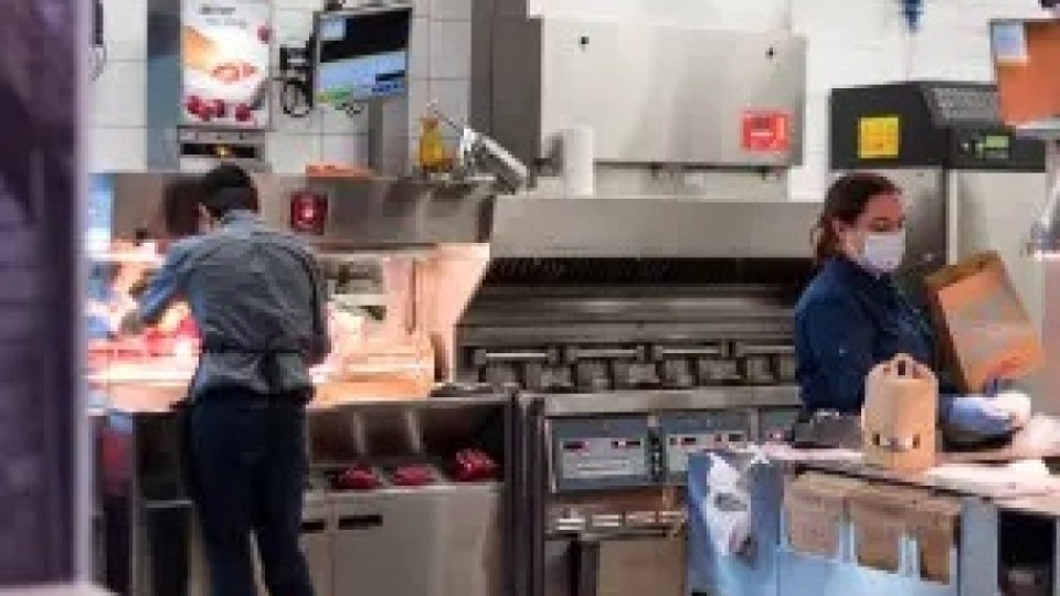 Burger King Kazakhstan дауы: басшылардың бірі жұмыстан шеттетілді