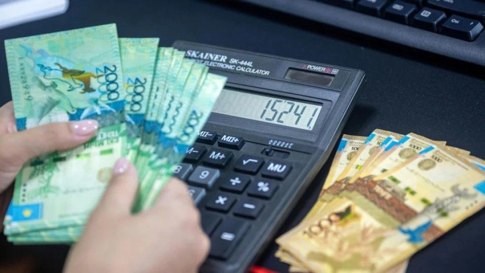 Мыңнан астам адамның 300 млн несиесі кейінге шегірілді