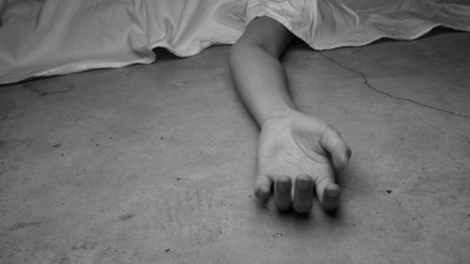 Оқушыға жасалған жыныстық құлдық: Клиенттерге қатысты іс жеке қаралуда